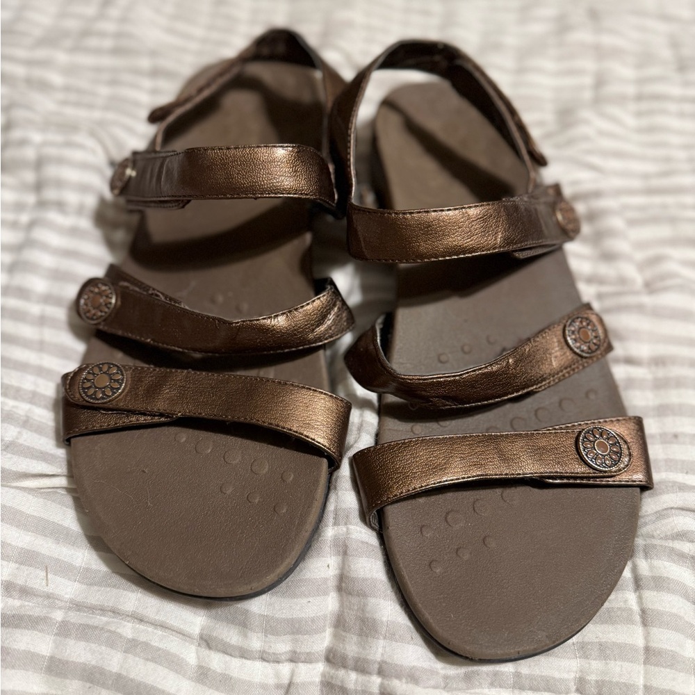 Vionic Brown Sandals